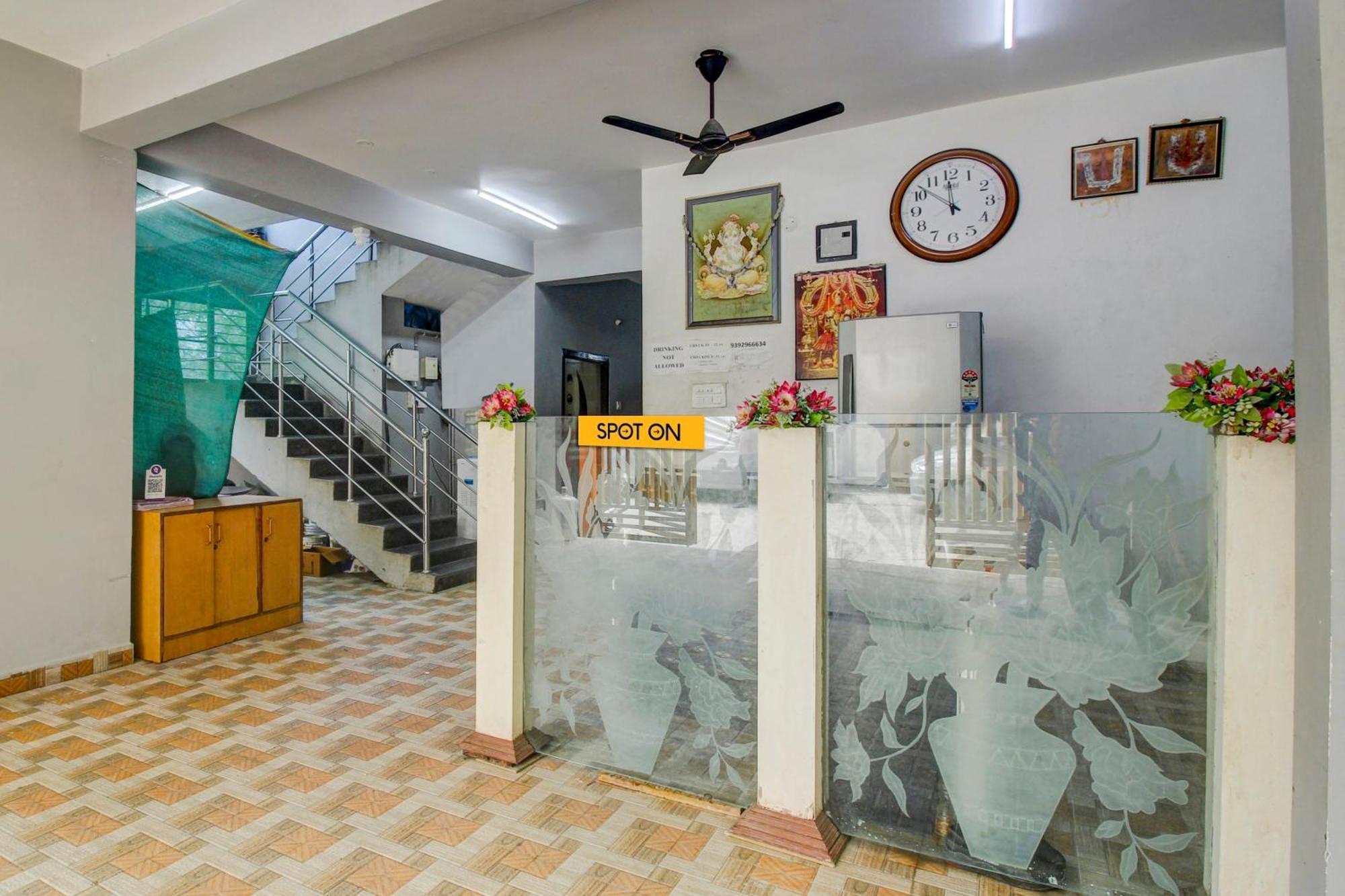 Hotel Spot On Sankalp Residency Hyderabad Exterior foto
